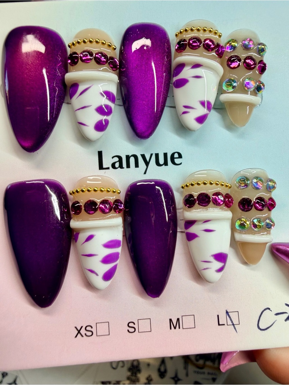 Purple Floral False Nail Set – Elegant Press-On Nails